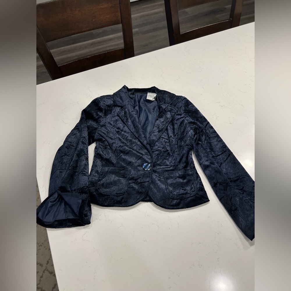 Mary-Kate and Ashley Navy Velvet Blazer size 7/8